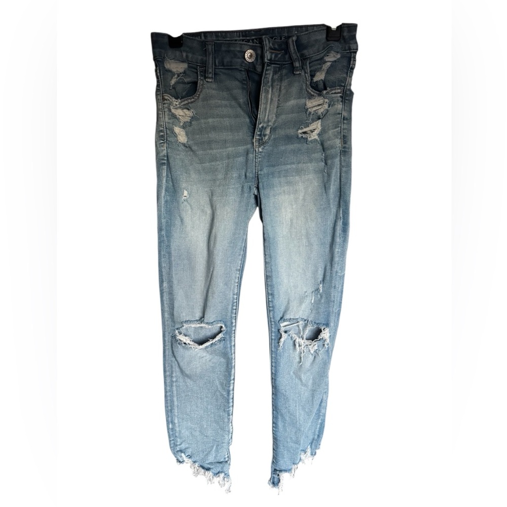 American Eagle Outfitters Light Blue Distressed High Rise Jeans